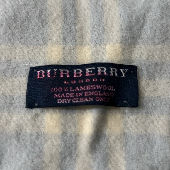 Burberry Light Blue Lambswool Scarf - Picture 4 of 9